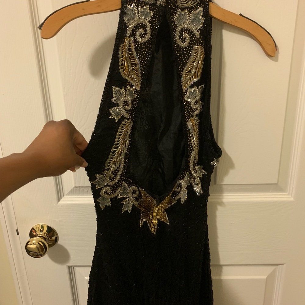 Dress - Picture 5 of 8
